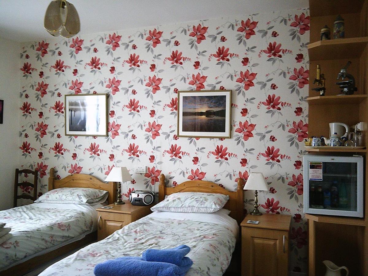 Webb'S Of Glomel Bed and Breakfast Eksteriør billede