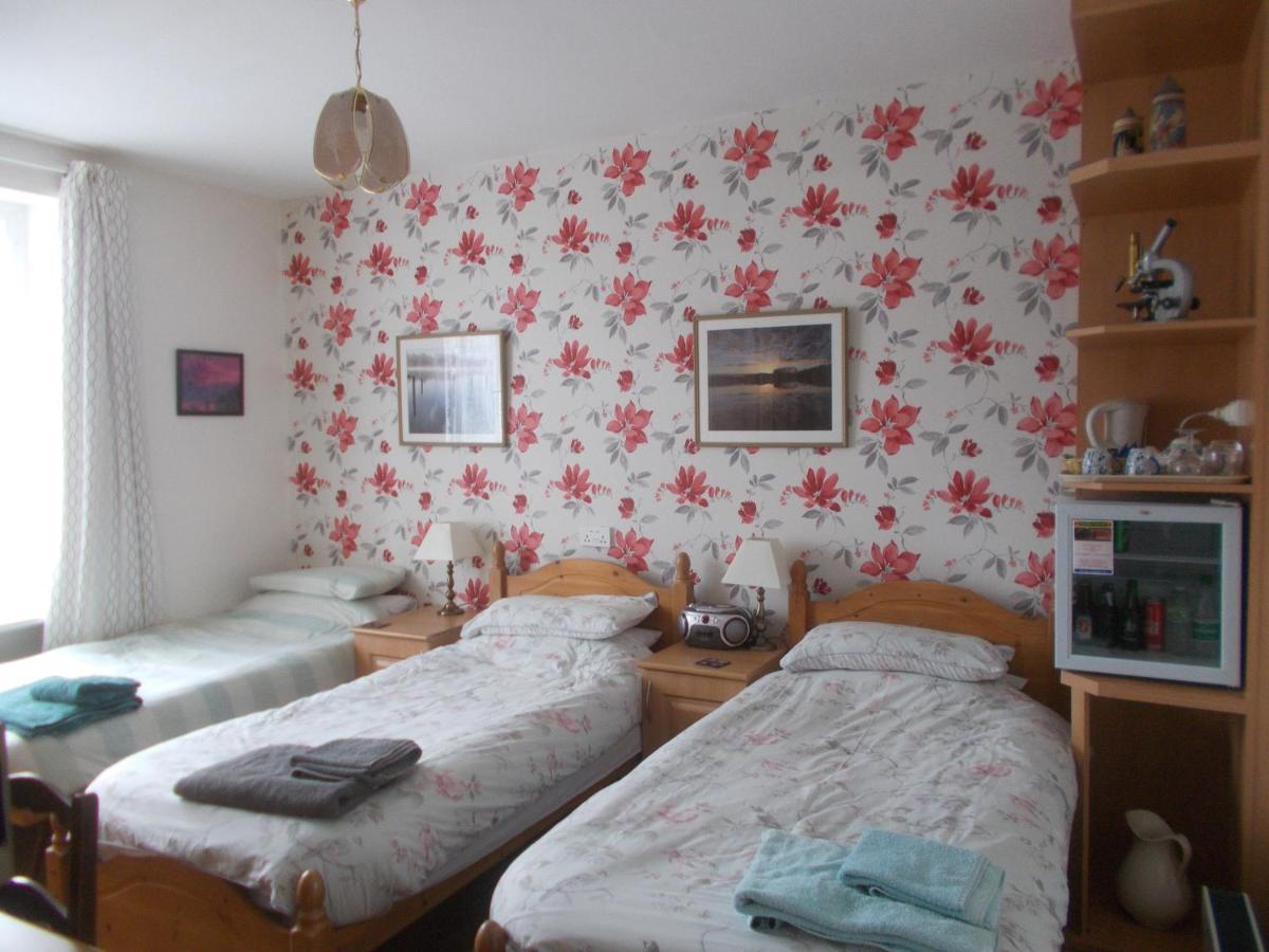 Webb'S Of Glomel Bed and Breakfast Eksteriør billede