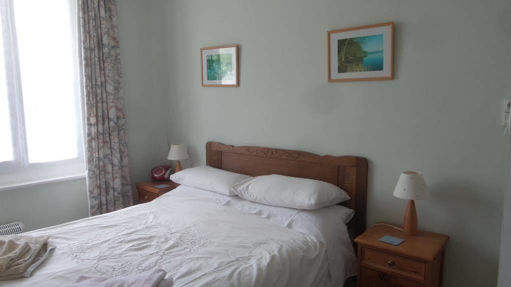 Webb'S Of Glomel Bed and Breakfast Eksteriør billede